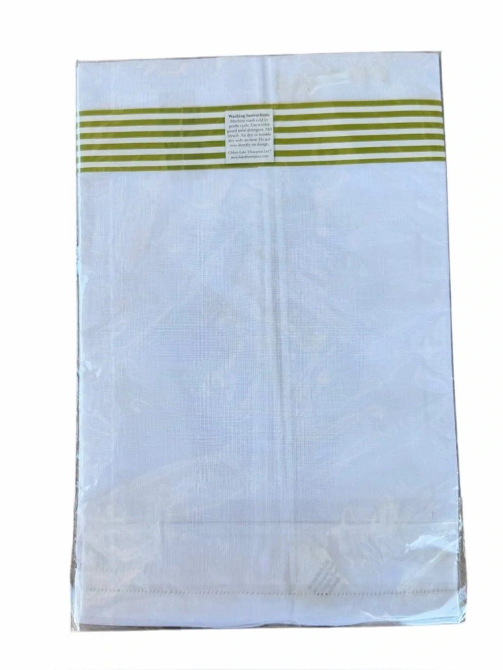Mary Lake-Thompson Pinecones in a Bucket Guest Towel Set Linen Cotton Hemstitch